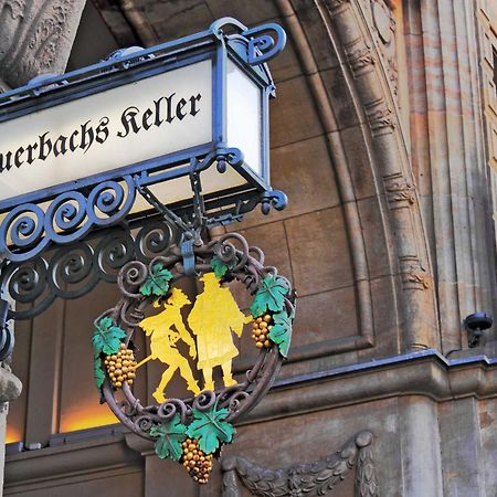 Victor'S Residenz-Hotel Leipzig Bagian luar foto